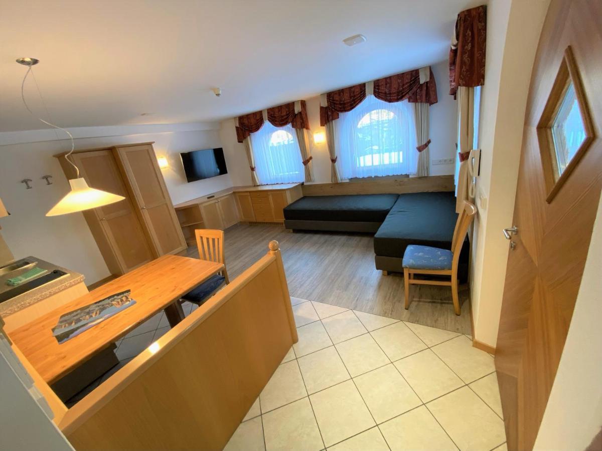 Residence Palmai Urtijëi Dış mekan fotoğraf