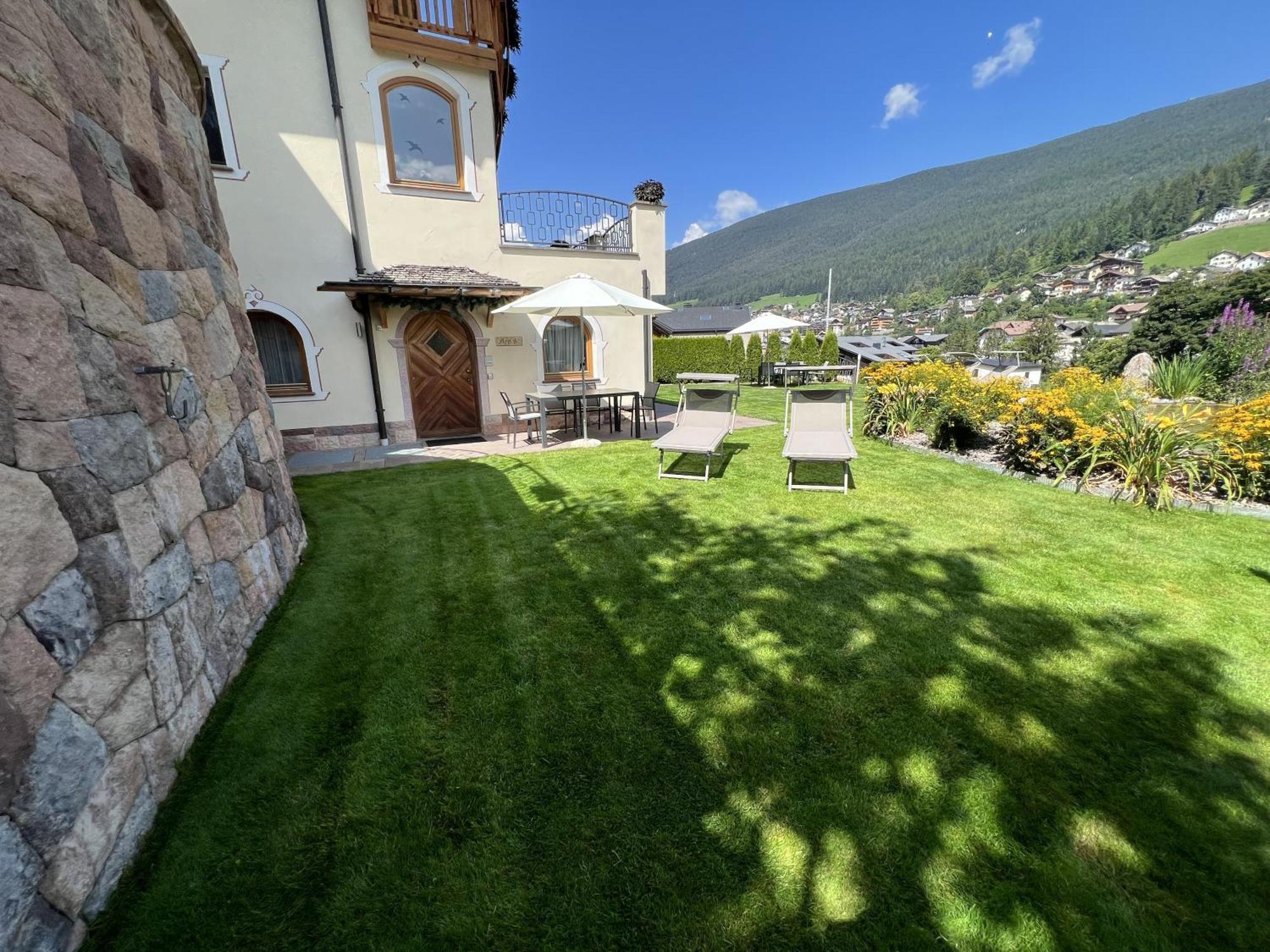 Residence Palmai Urtijëi Dış mekan fotoğraf