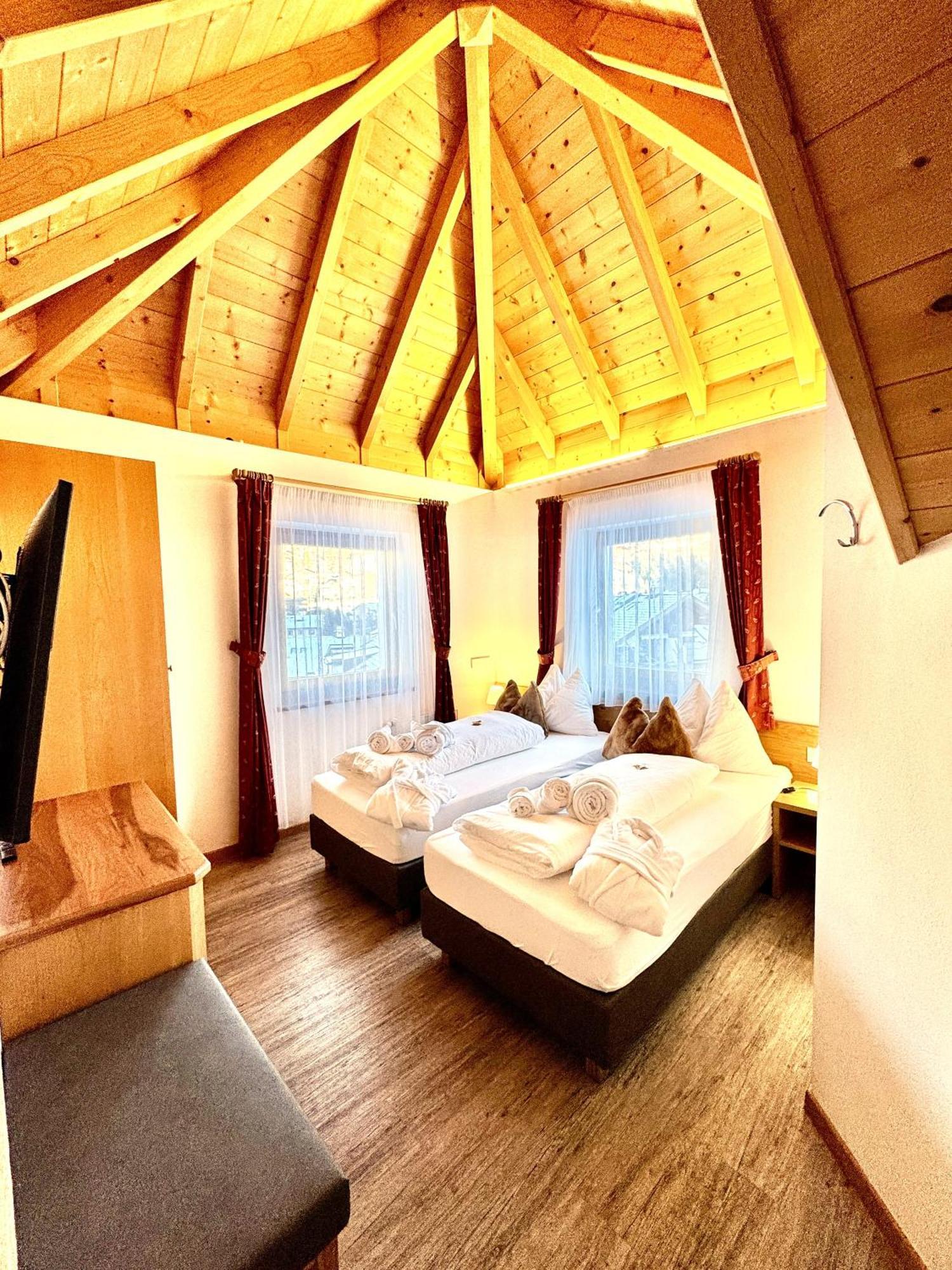 Residence Palmai Urtijëi Dış mekan fotoğraf