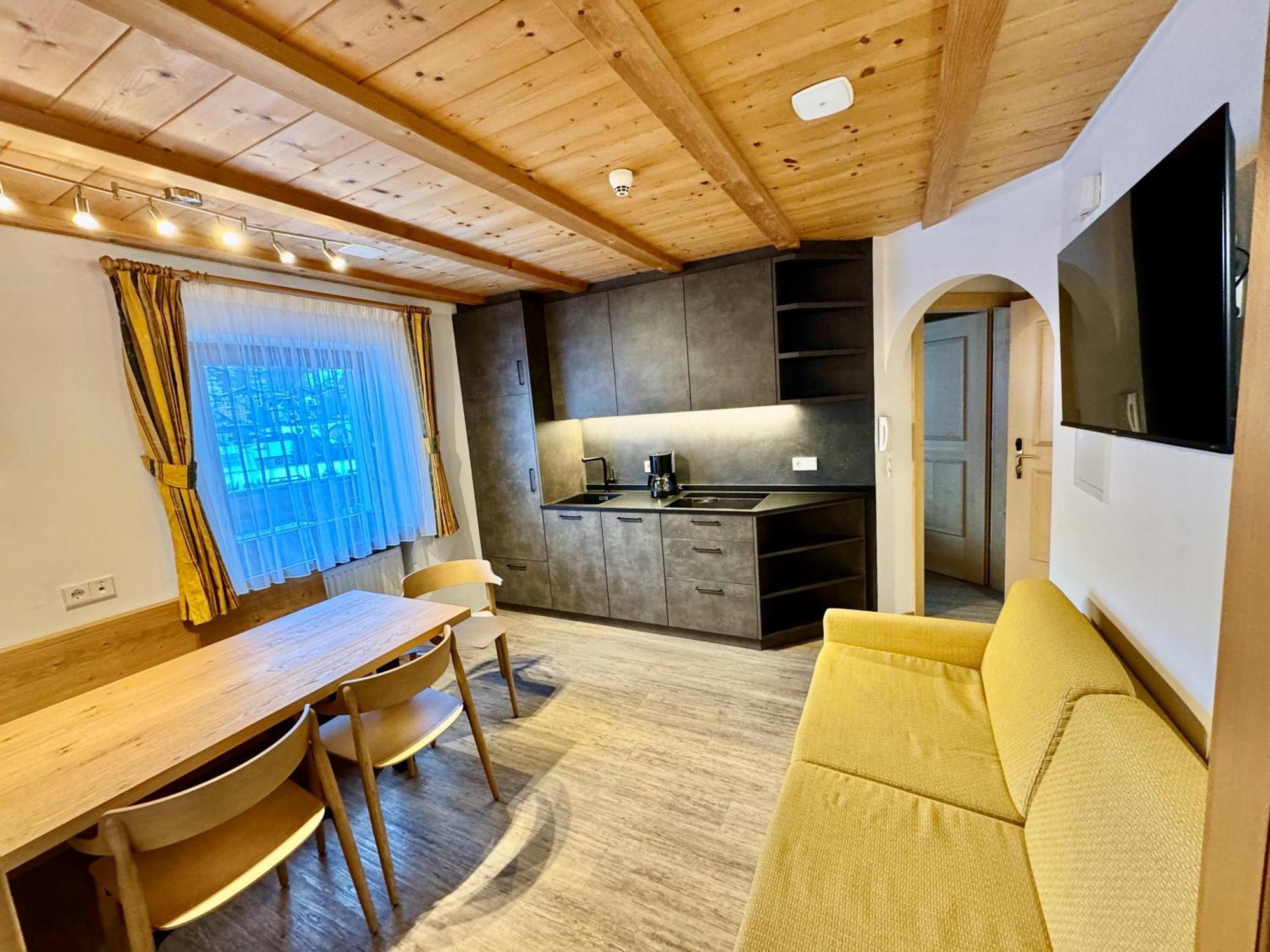 Residence Palmai Urtijëi Dış mekan fotoğraf